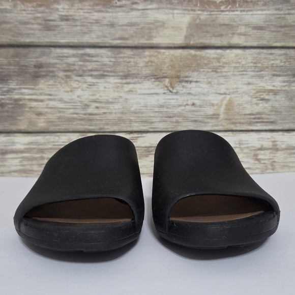 Gentle Souls by Kenneth Cole Gisele Wedge Slide Sandals Black Size 7 - Picture 15 of 15